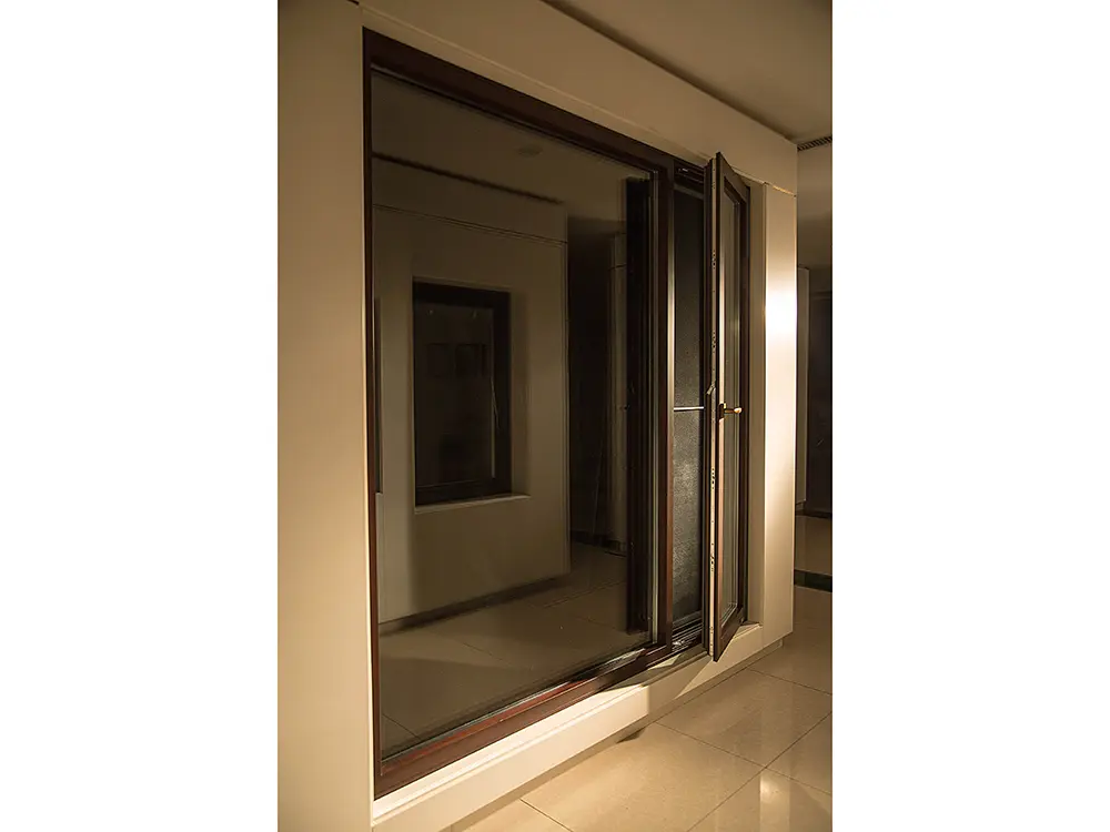 Joyfident 110 flush type aluminum clad wood window (2).jpeg